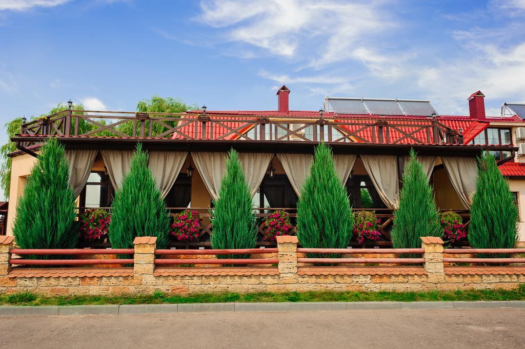 Hotel Zolota Pidkova Kozlin Exterior foto