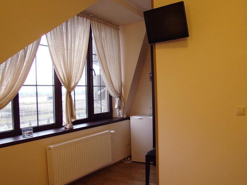 Hotel Zolota Pidkova Kozlin Quarto foto