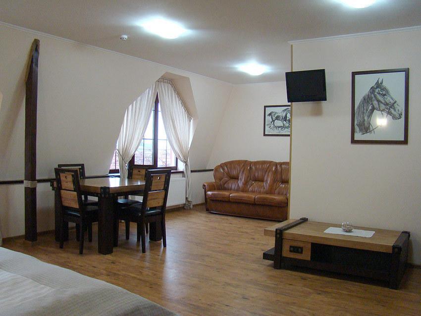 Hotel Zolota Pidkova Kozlin Quarto foto